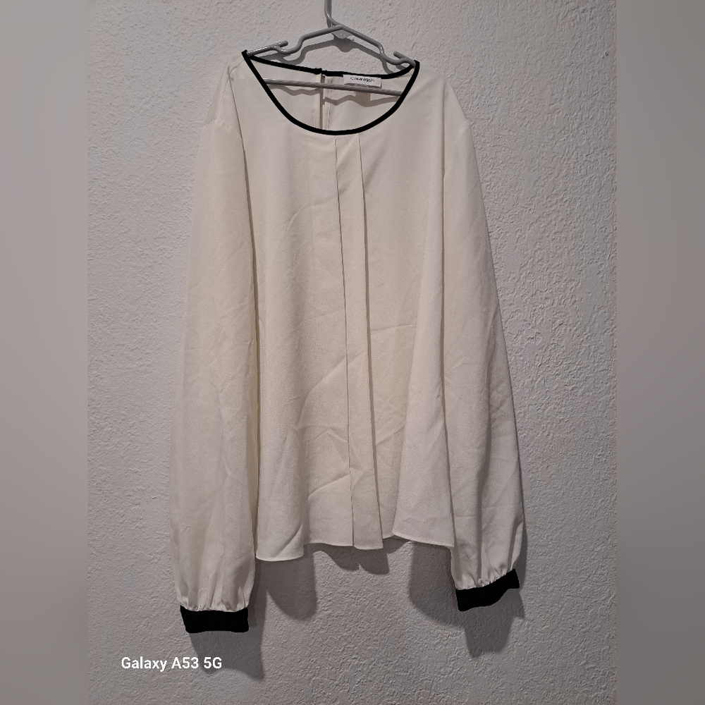 Calvin Klein White and Black Long Sleeve Blouse with Peter Pan Collar